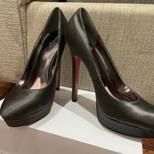 Gray color Paris Hilton pumps size 10.